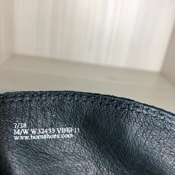 ⭐️ SALE ⭐️ Born Shoes Knee Length Boots (size 7) - Picture 13 of 14